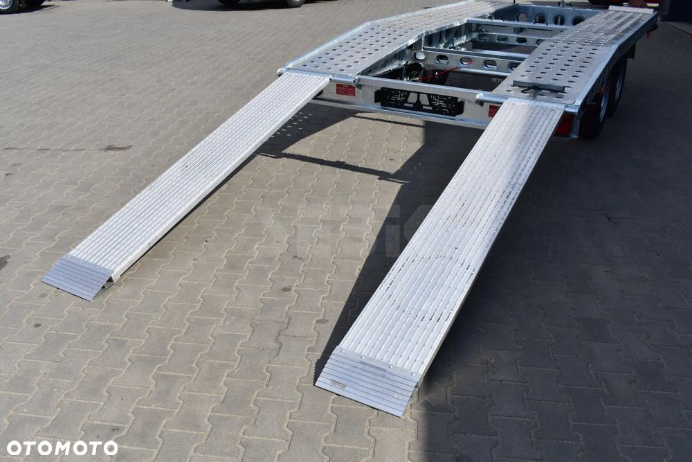 Wiola Laweta L27G45 Garbatka lub prosty przód, najazdy i poszycie aluminiowe. - 10