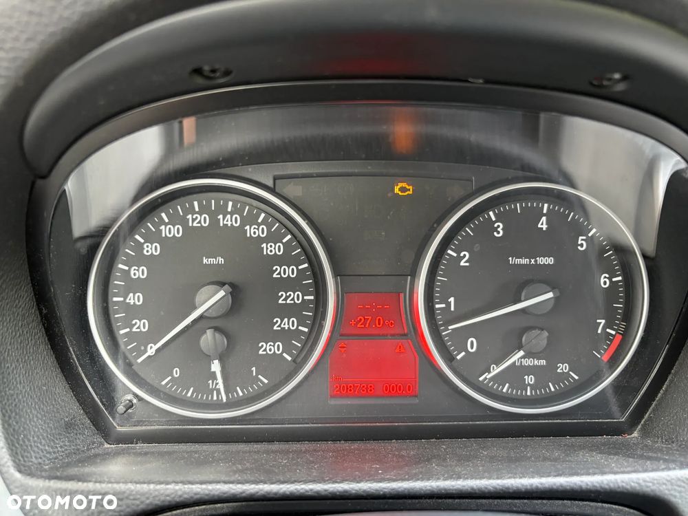 BMW Seria 3 325i Edition Exclusive - 6