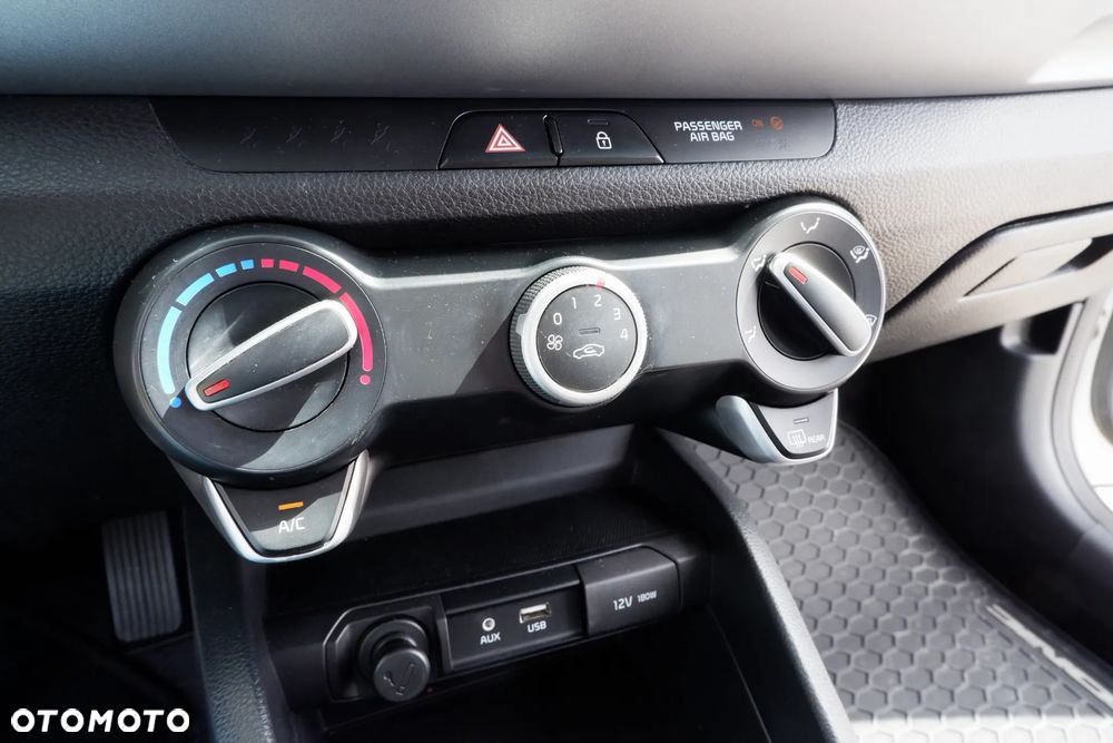 Kia Stonic 1.4 L - 20