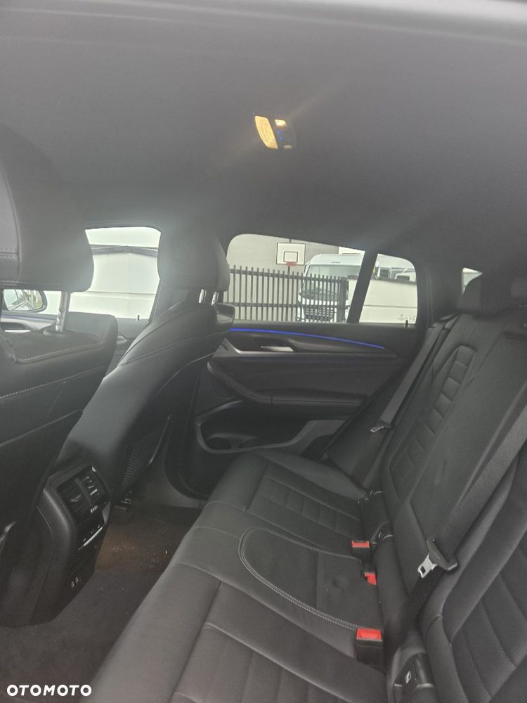 BMW X4 xDrive30d MHEV M Sport sport - 32