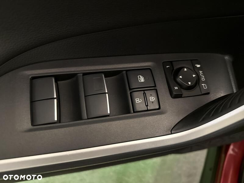 Toyota RAV4 - 12