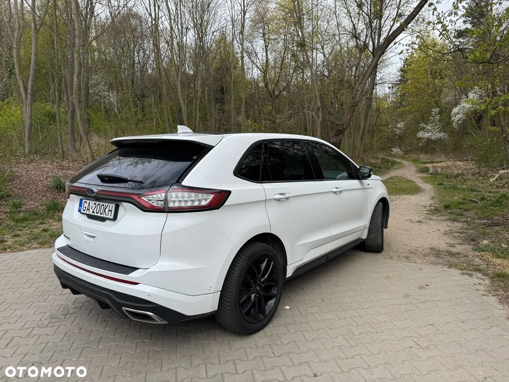Ford Edge 2.0 TDCi Bi-Turbo 4x4 ST-LINE - 18