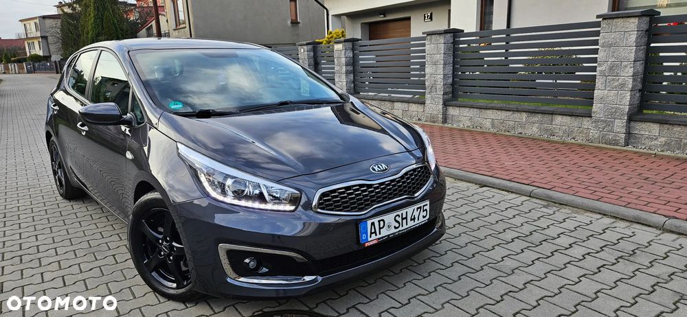 Kia Ceed 1.4 CVVT Dream Team Edition - 8