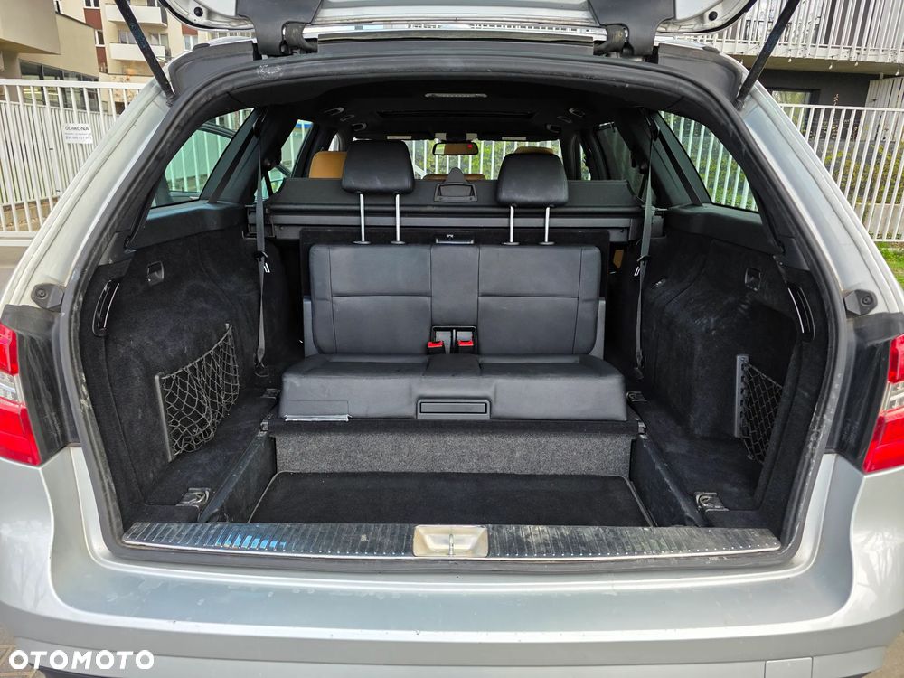 Mercedes-Benz Klasa E 350 4Matic Avantgarde Sport Edition AMG - 28