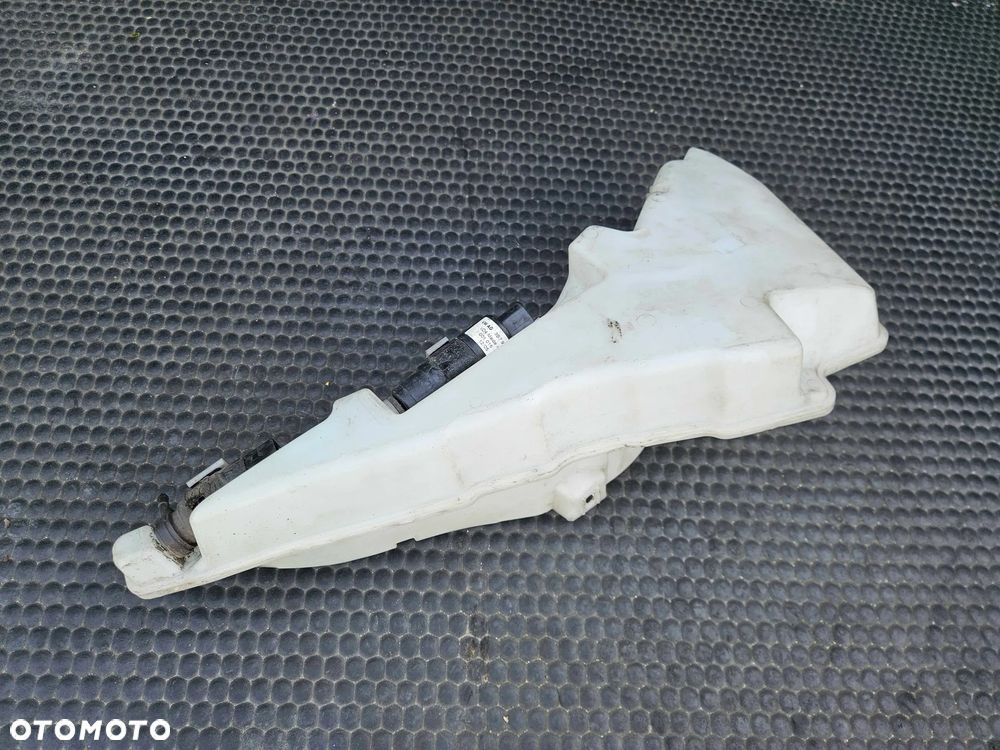 Zbiorniczek 4F0955451R  Płynu Spryskiwaczy Wlew Zbiornik Xenon Spryski Pompki AUDI A6 C6 Sedan Kombi - 17