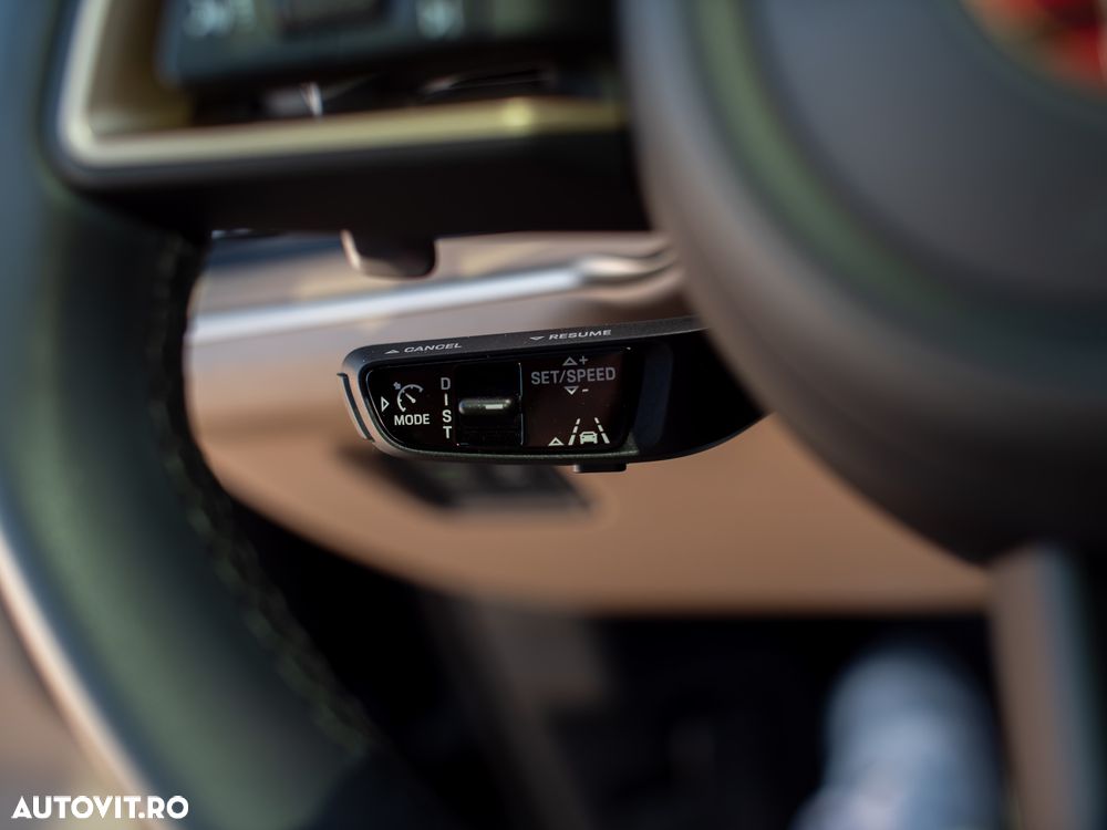 Porsche Cayenne - 27