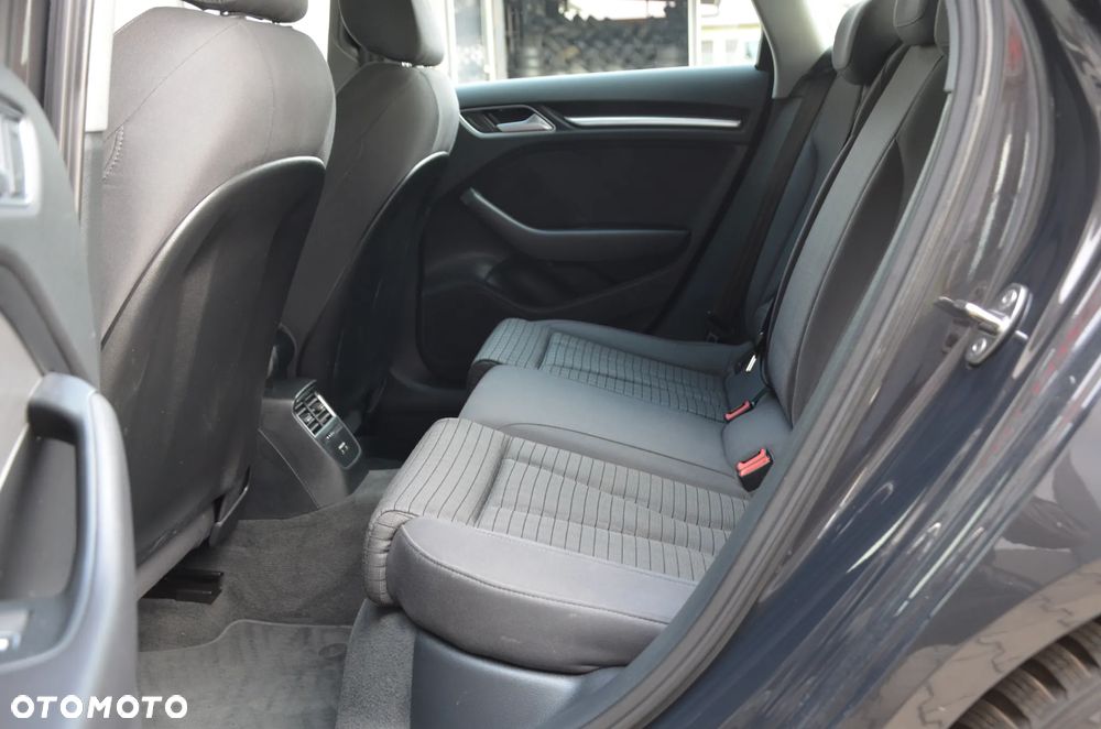 Audi A3 Sportback 2.0 TDI quattro - 14