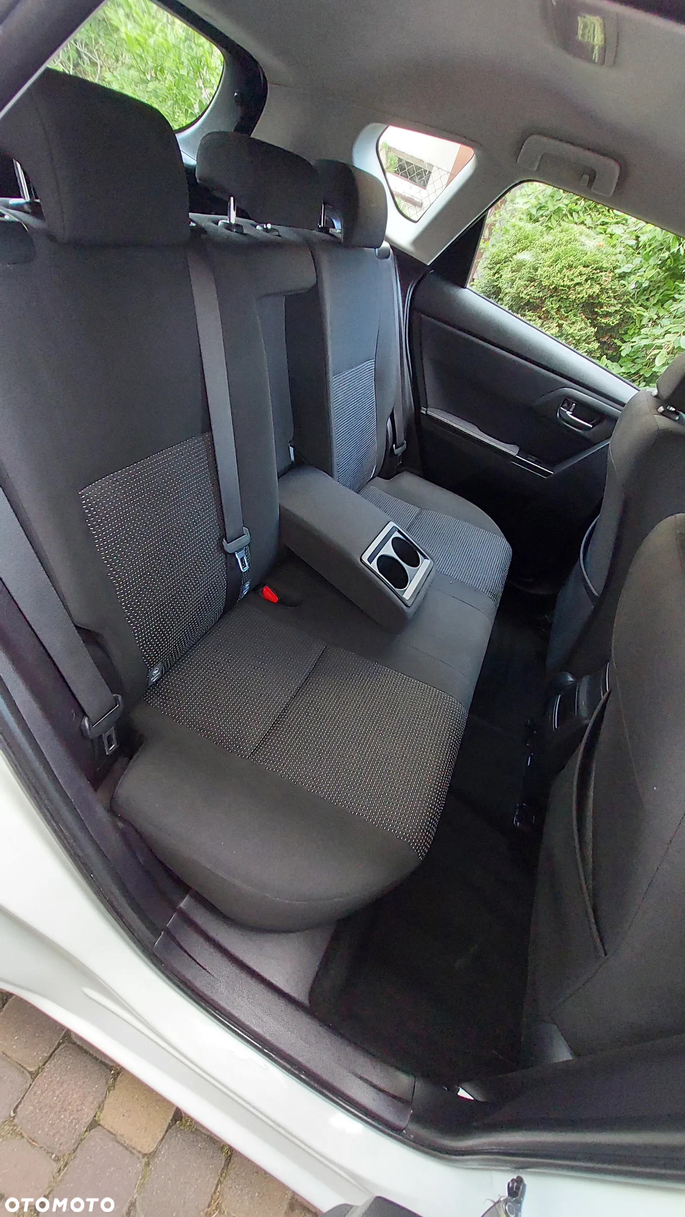 Toyota Auris 1.6 Premium MS - 11