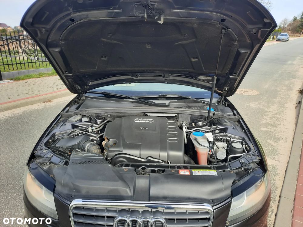 Audi A4 Limousine 2.0 TDI DPF Ambition - 31