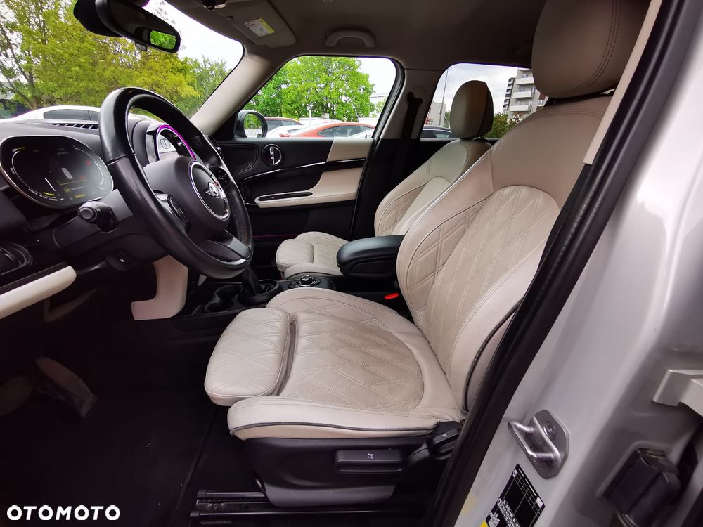 MINI Countryman Cooper SE ALL4 - 35