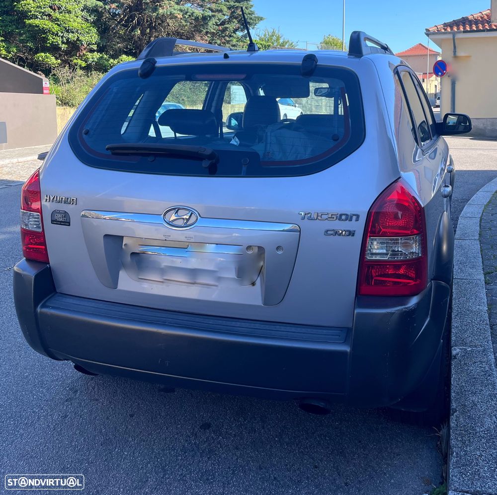 Hyundai Tucson 2.0 CRDi Confort 2WD - 1