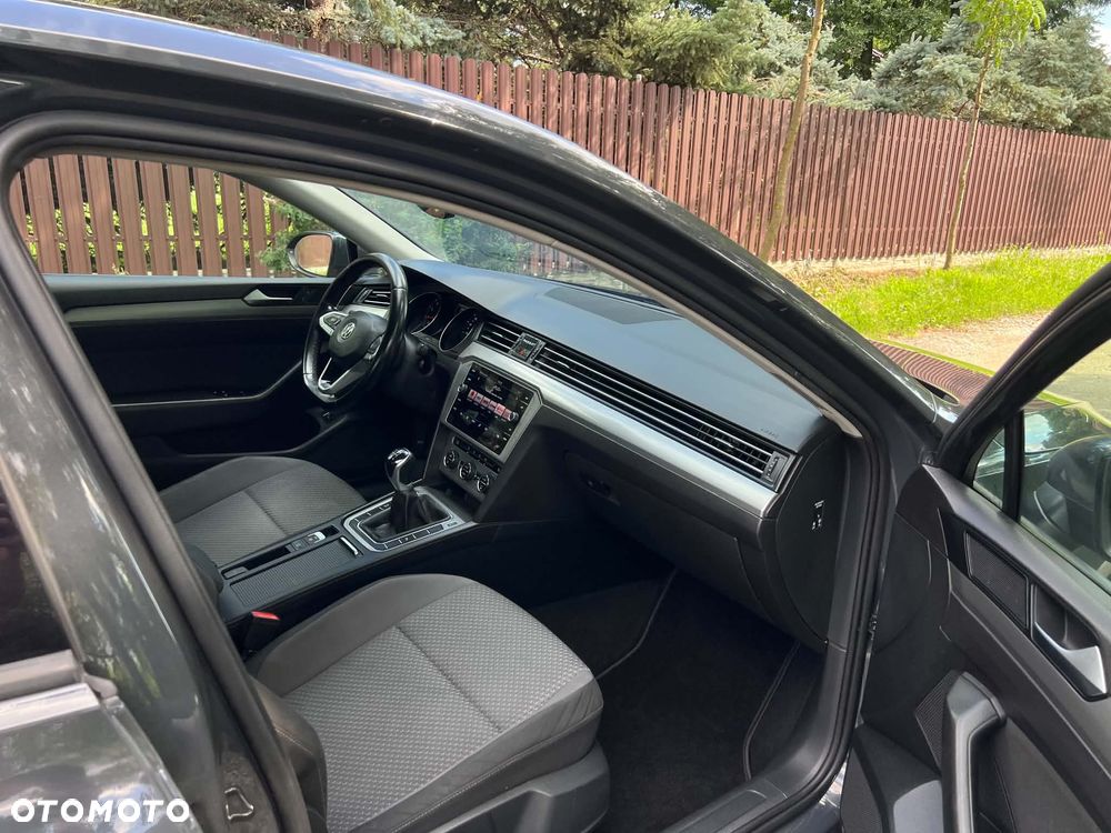 Volkswagen Passat 1.5 TSI EVO Comfortline - 16
