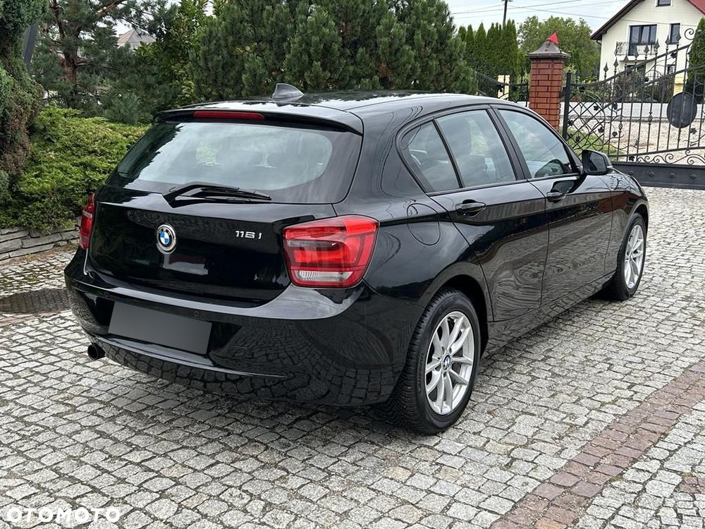BMW Seria 1 116i - 5