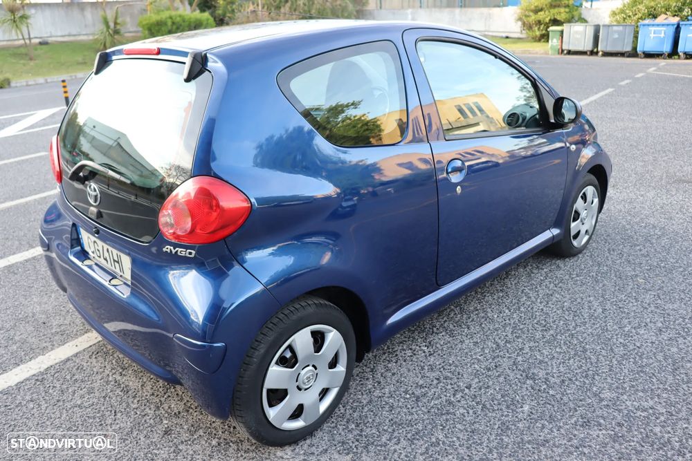 Toyota Aygo CoolBlue - 24