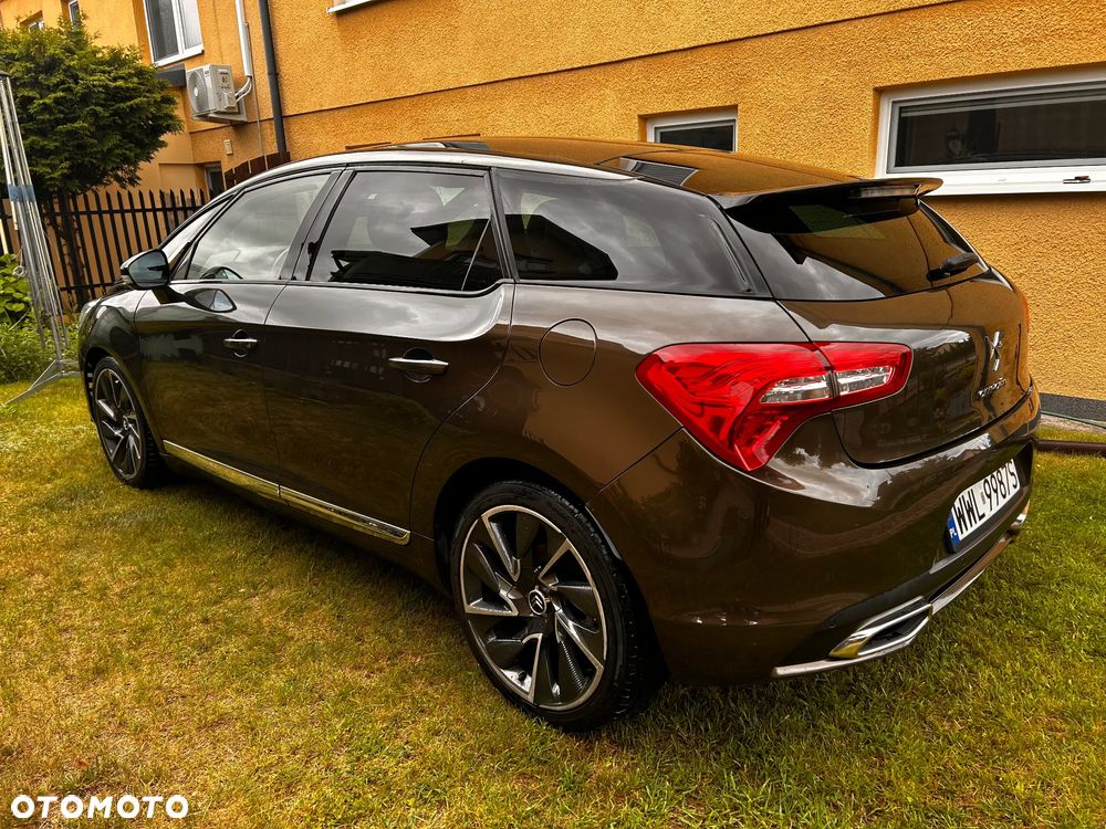 Citroën DS5 HDi 165 SoChic - 4