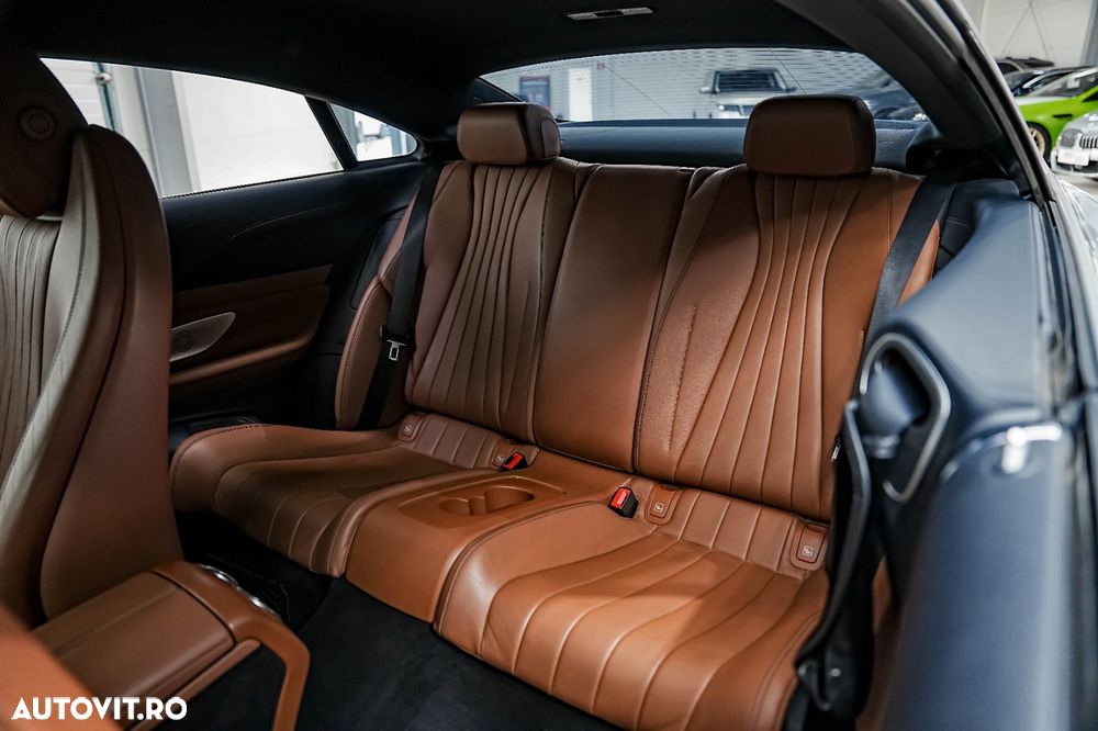 Mercedes-Benz E 400 4MATIC - 9