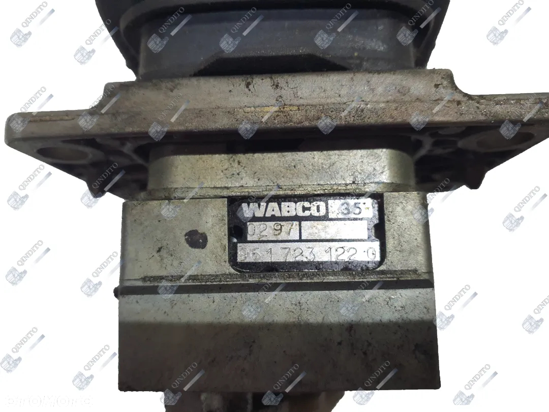 DŹWIGNIA ZAWÓR HAMULCA RĘCZNEGO SCANIA R 9617231220 1324425 - 2