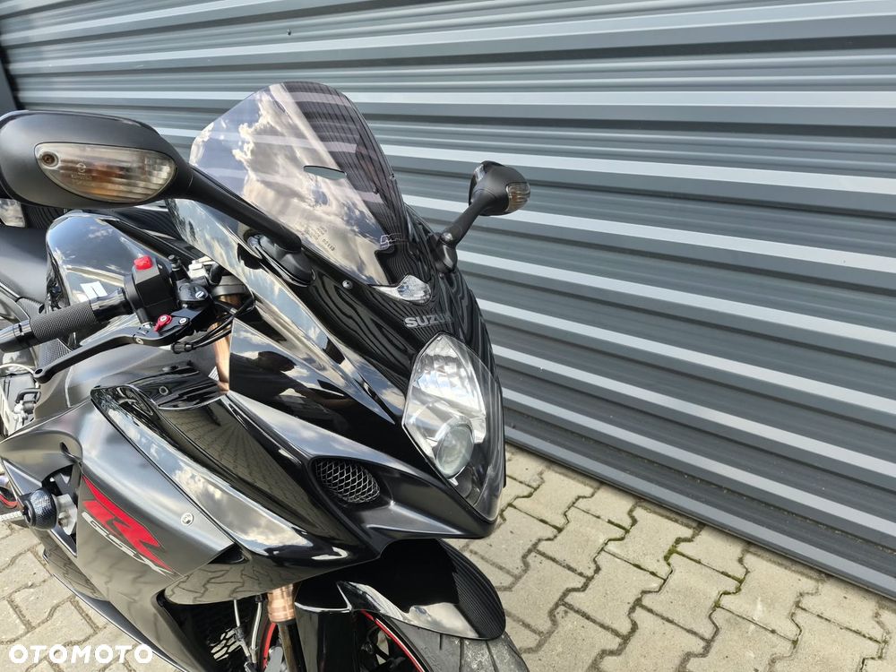 Suzuki GSX-R - 23