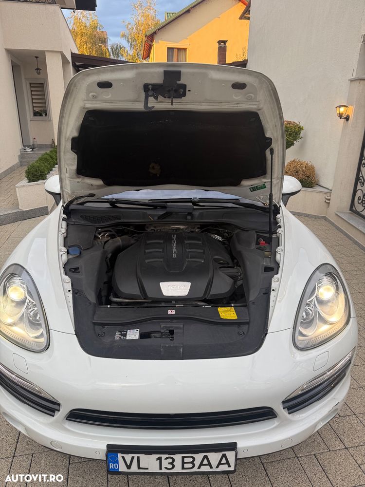 Porsche Cayenne 3.0TD TipTronic - 12