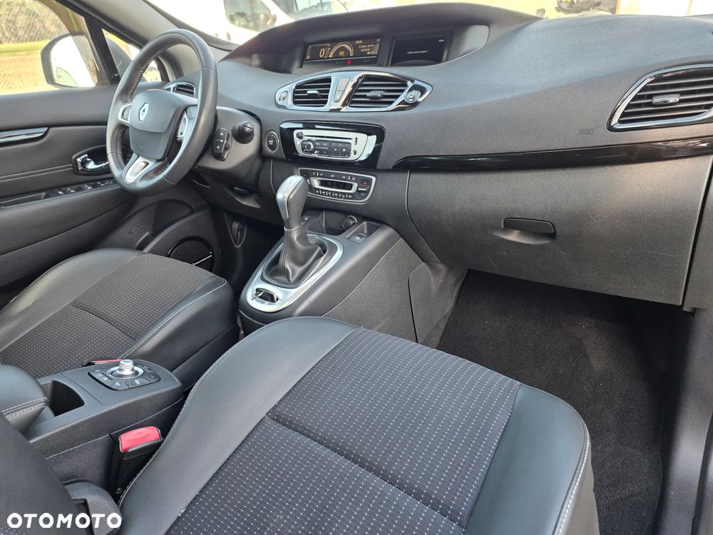 Renault Grand Scenic dCi 110 EDC Bose Edition - 34