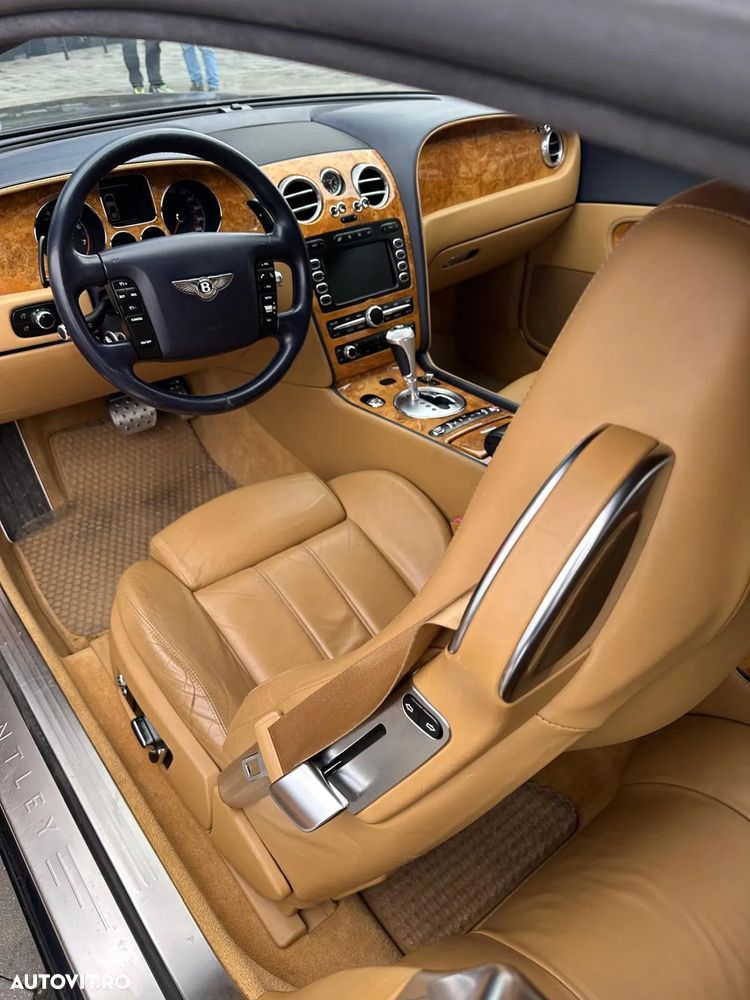 Bentley Continental GT - 7