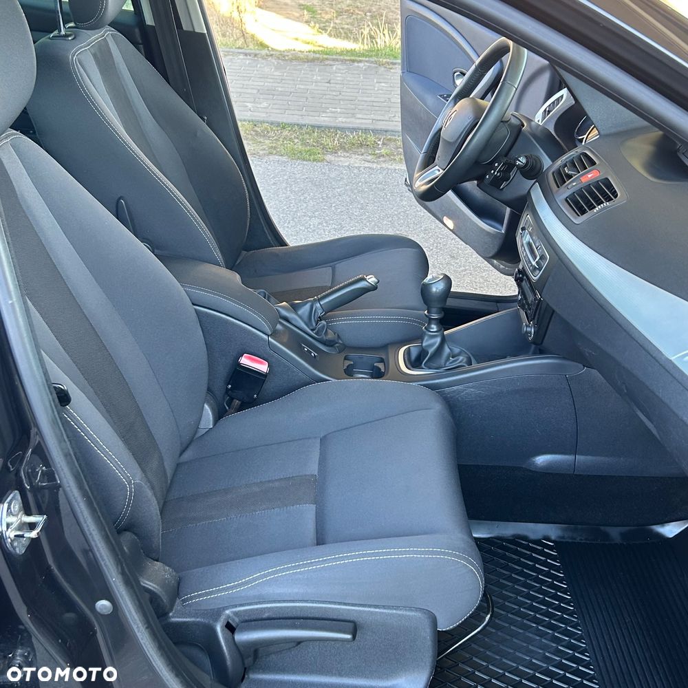 Renault Megane 1.6 16V 110 Paris Business - 12