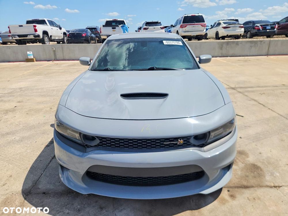 Dodge Charger - 5
