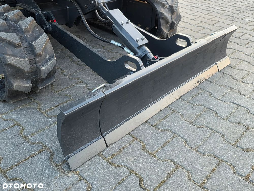 Inny NOWA minikoparka TORQMATIK ME18, silnik Yanmar 3TNV74F 11.2 kW - 13