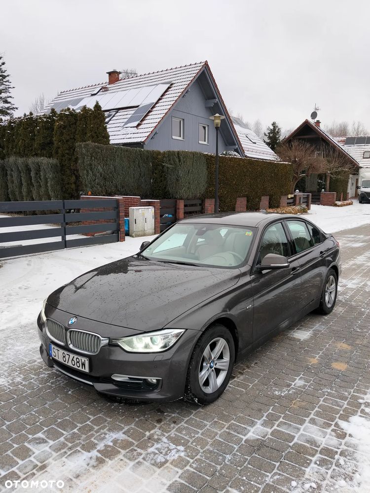 BMW Seria 3 320d Blue Performance Modern Line - 11