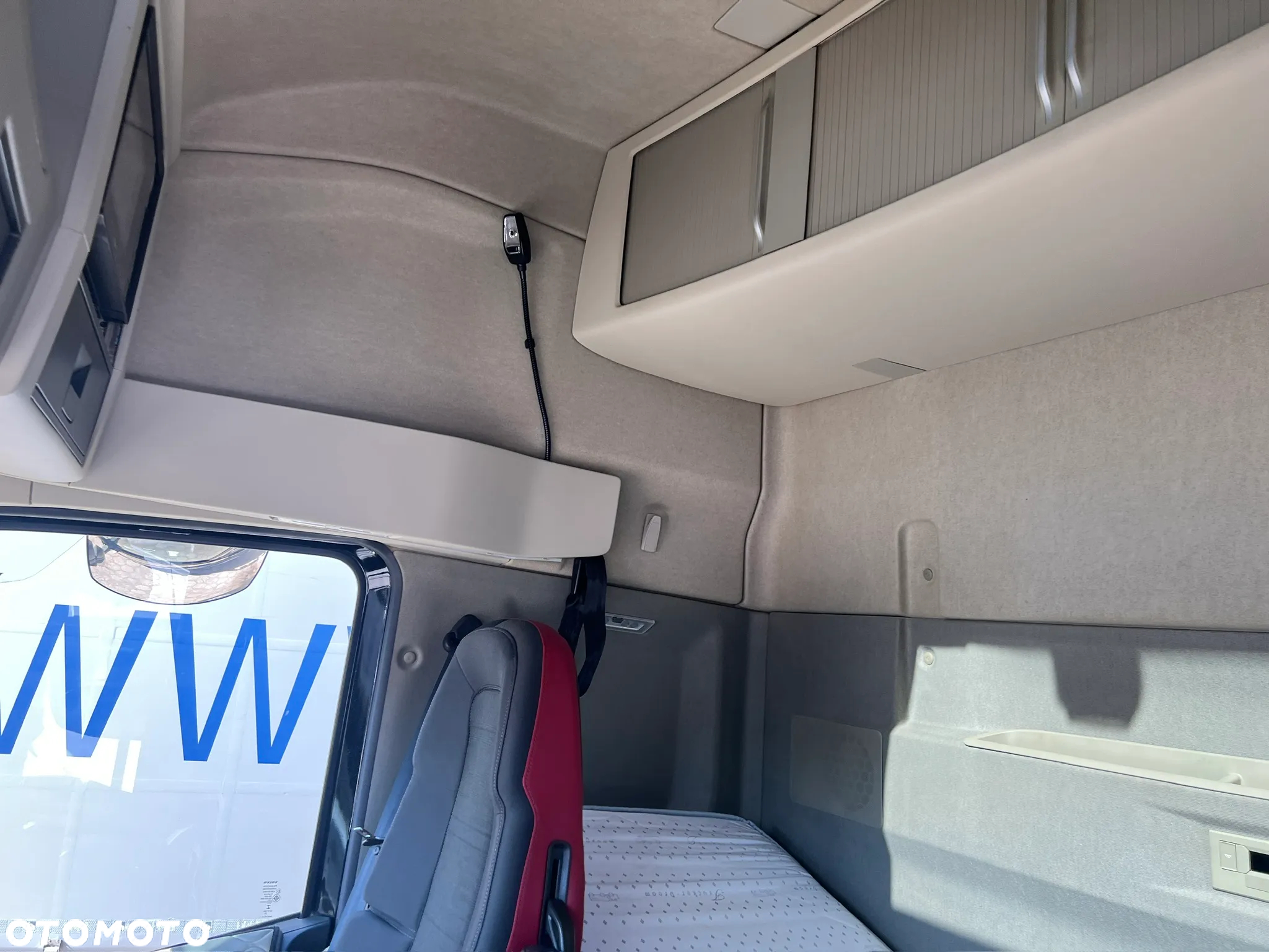 Volvo 500 Glob XL Niemcy Po kontrakcie klima postojowa nowy serwis - 34