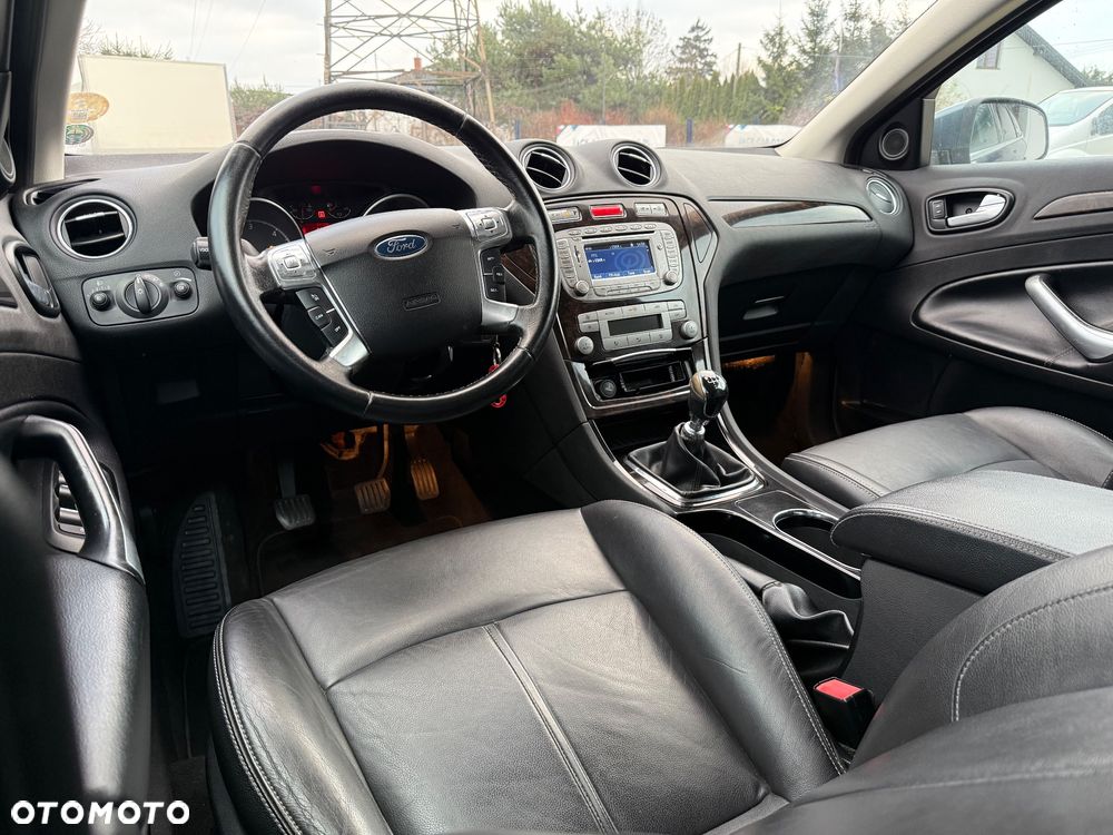 Ford Mondeo 1.8 TDCi Ghia - 31