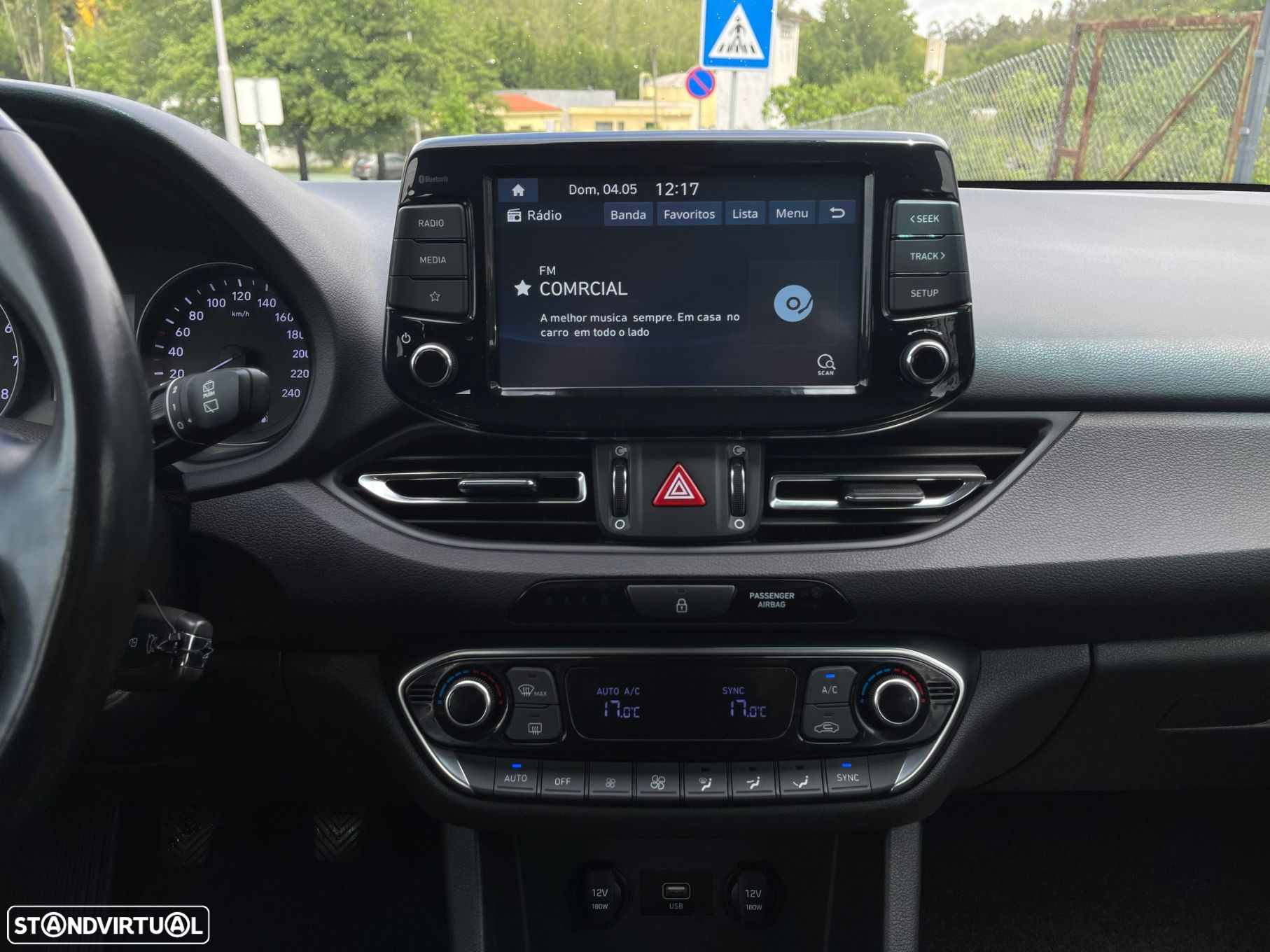 Hyundai i30 - 24