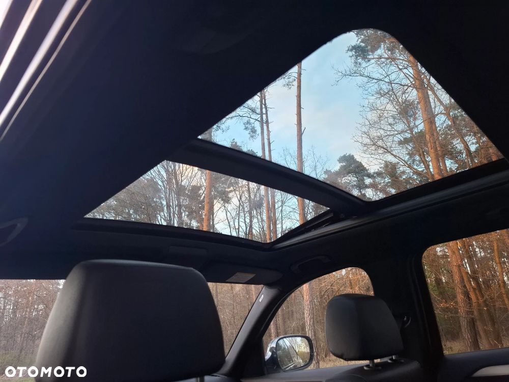 BMW X1 xDrive20d - 13