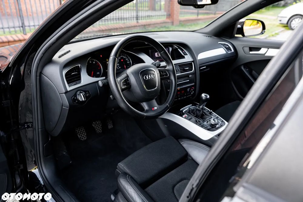 Audi A4 Avant 2.0 TFSI S line Sportpaket (plus) - 16