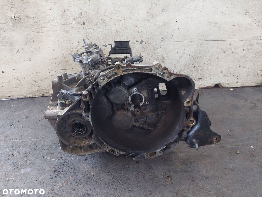 SKRZYNIA BIEGÓW KIA CEED I 2.0 CRDI MANUAL 6 BIEGÓW M5GF2 - 1