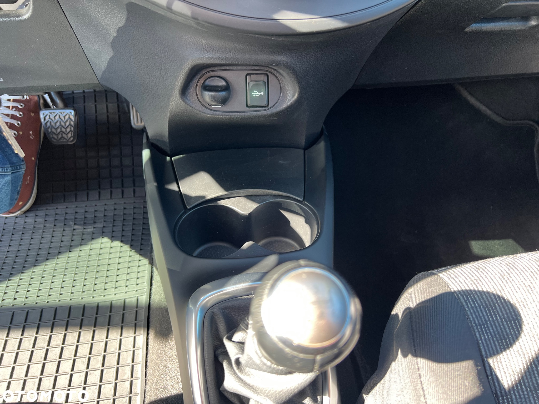 Toyota Yaris 1.33 Life EU6 - 15