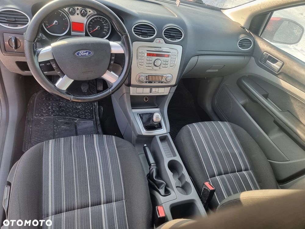 Ford Focus SW - 5