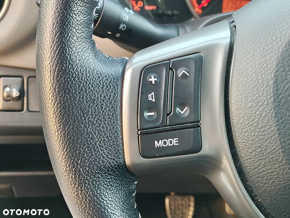 Toyota Yaris 1.33 VVT-i Edition - 29