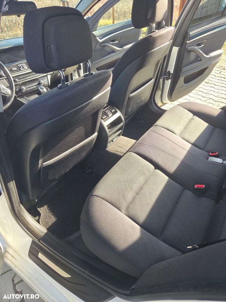 BMW Seria 5 520d Touring Blue Performance - 10