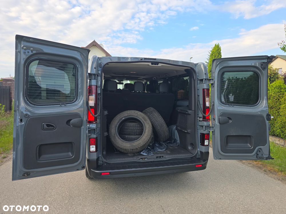 Renault Trafic - 23