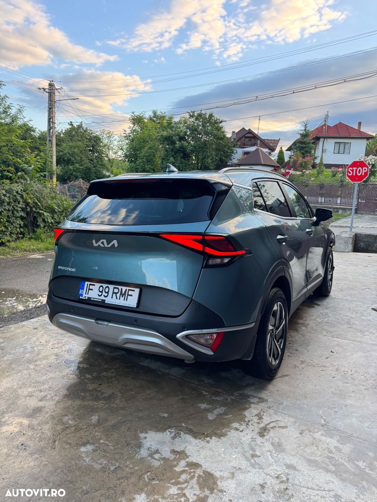 Kia Sportage 1.6 T-GDI MHEV 7DCT HP 4x2 Business Line - 3