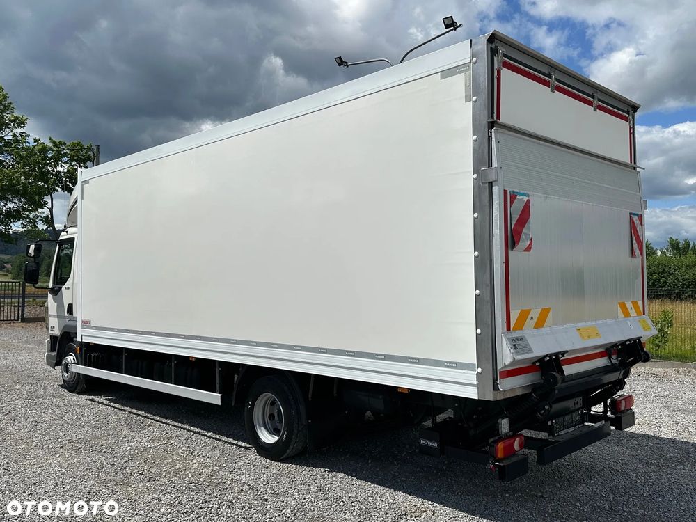 DAF / LF 12.230 / EURO 6 / KONTENER + WINDA / 16 PALET / KABINA SYPIALNA - 4