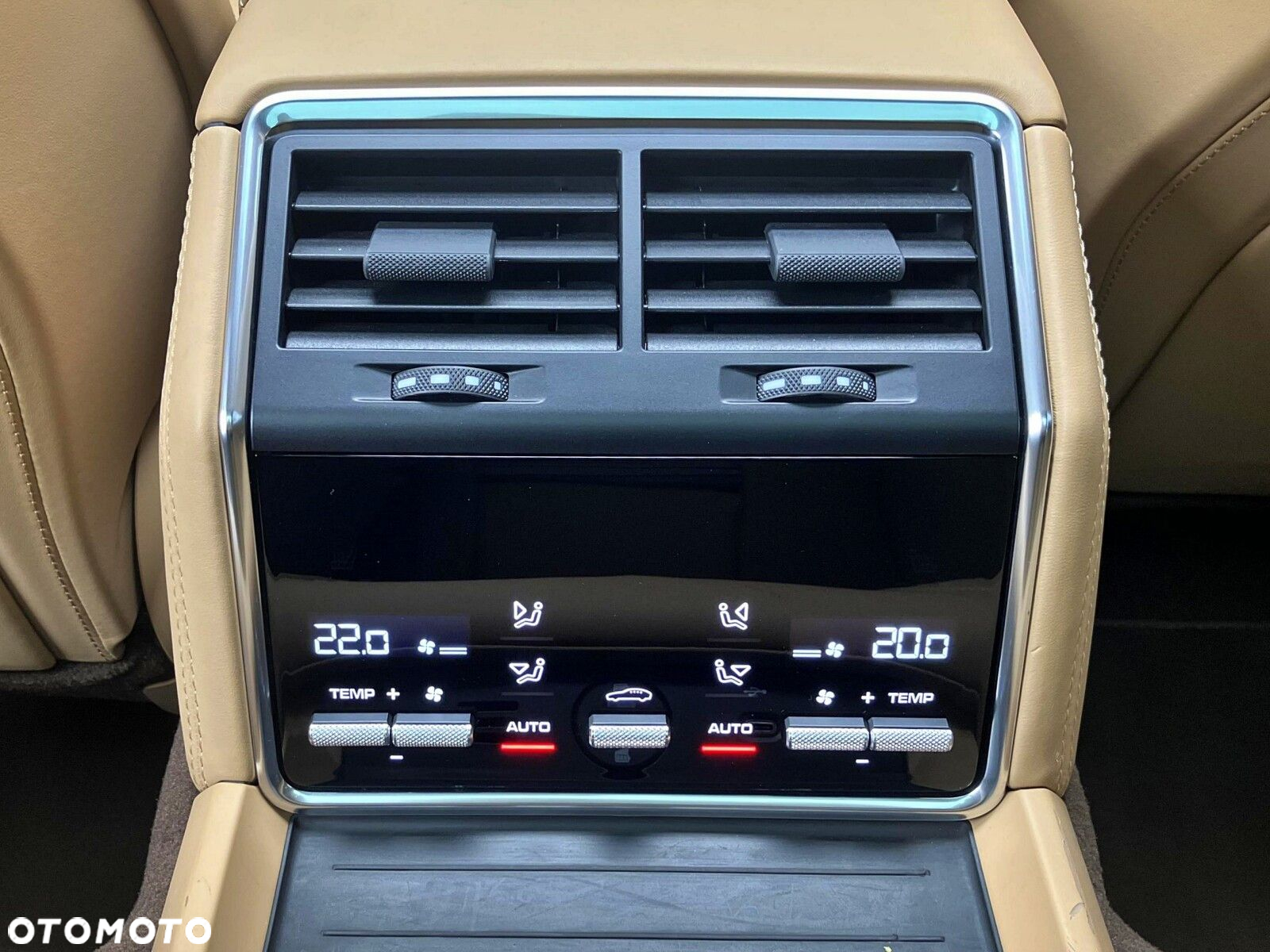 Porsche Panamera - 31