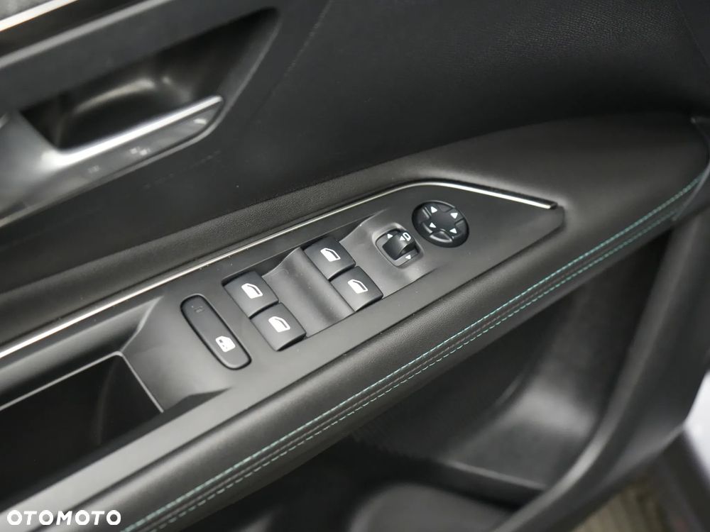 Peugeot 3008 1.6 PureTech Hybrid PHEV Allure Pack S&S EAT8 - 13