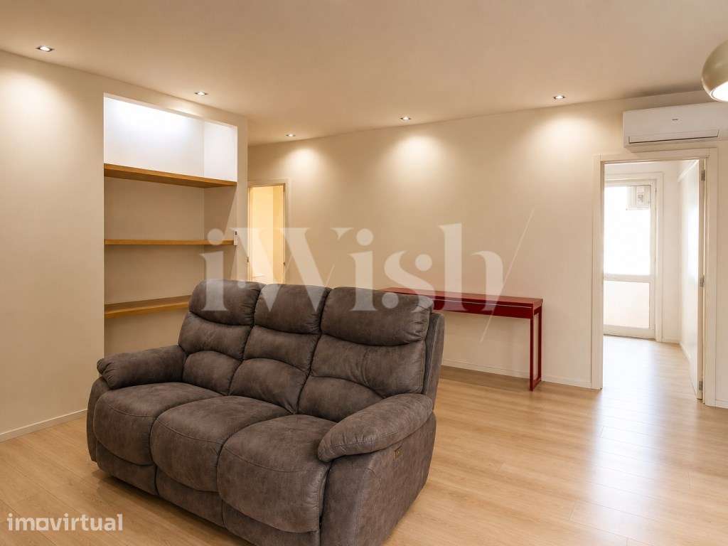 Apartamento T3 com garagem, próximo à Praia de Francelos e ao comboio - Grande imagem: 2/24