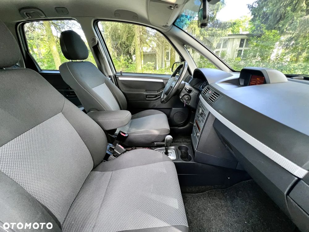 Opel Meriva - 11