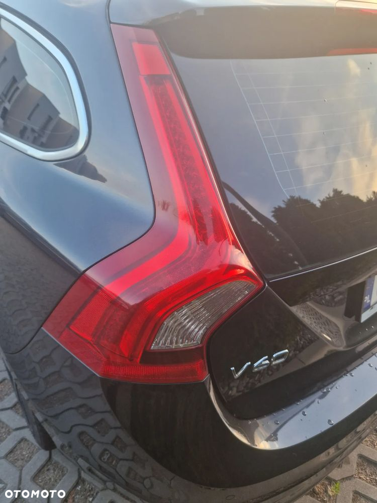 Volvo V60 D3 Momentum - 30