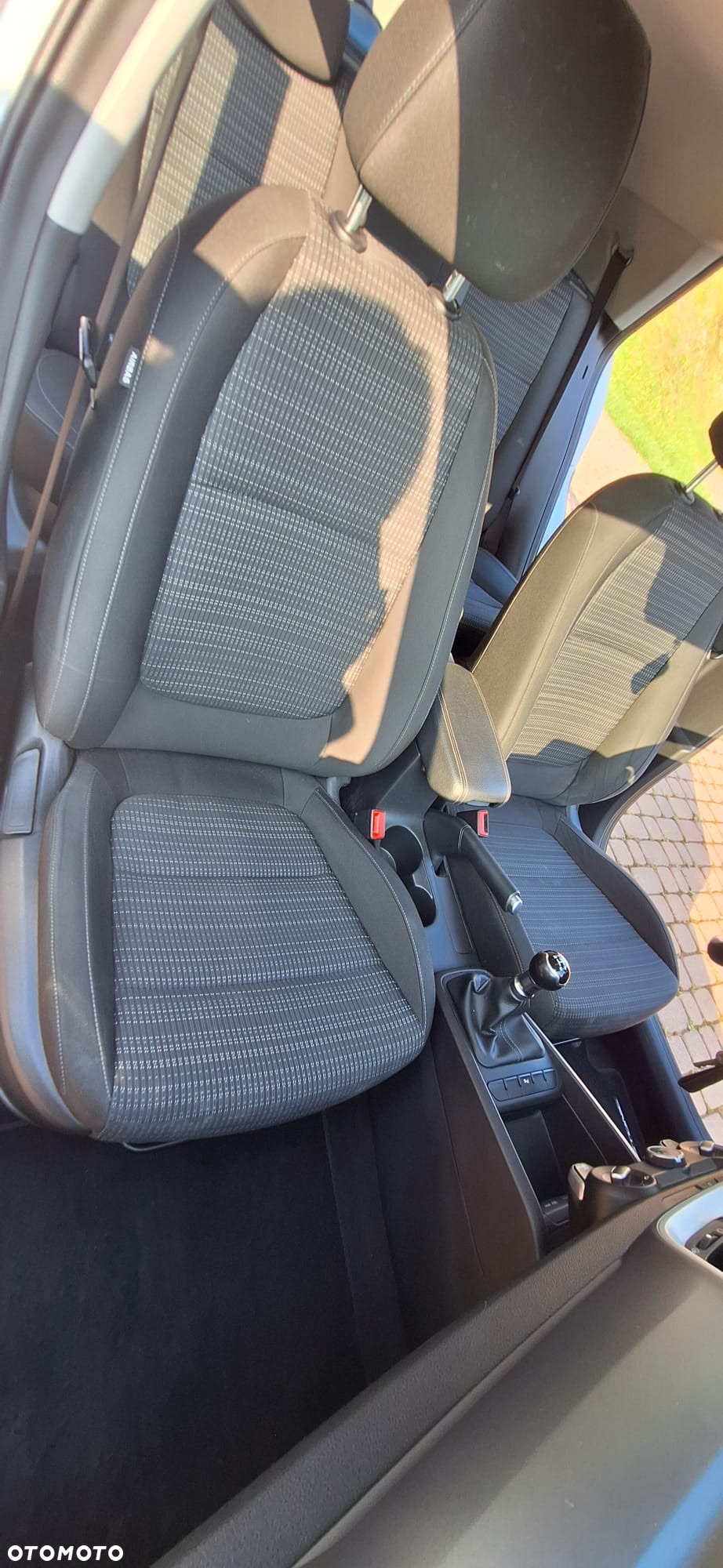 Kia Stonic 1.2 L - 7