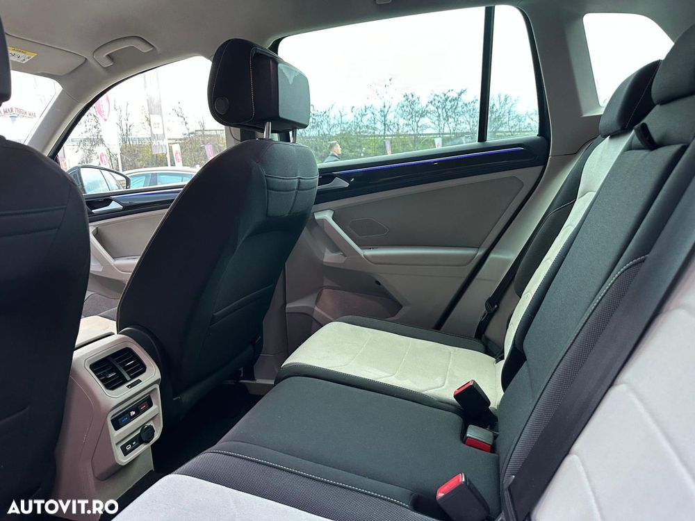 Volkswagen Tiguan - 27