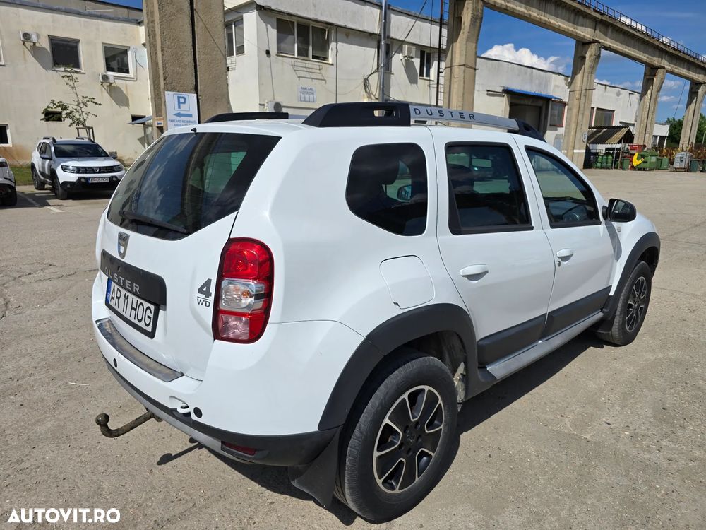 Dacia Duster 1.5 dCi 4x4 SL Connected by Orange - 3
